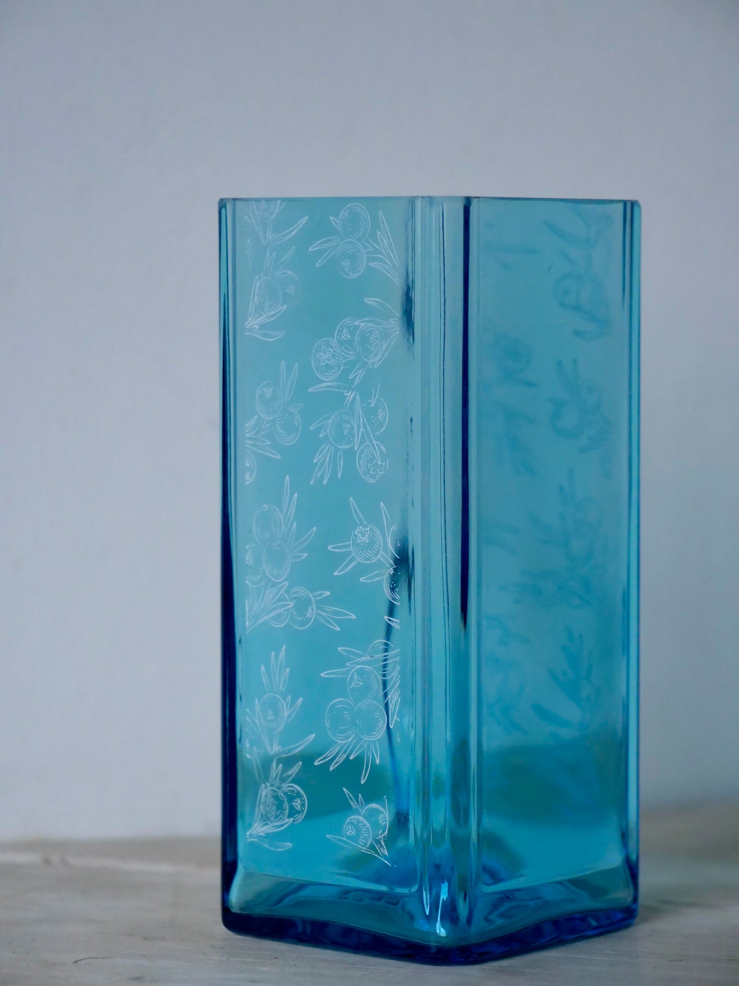 Bombay Sapphire Premier Cru Vase